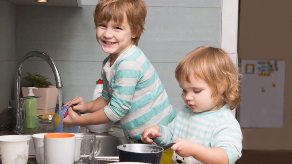 Blog 10 Involving Children With Household Responsibilities and Chores