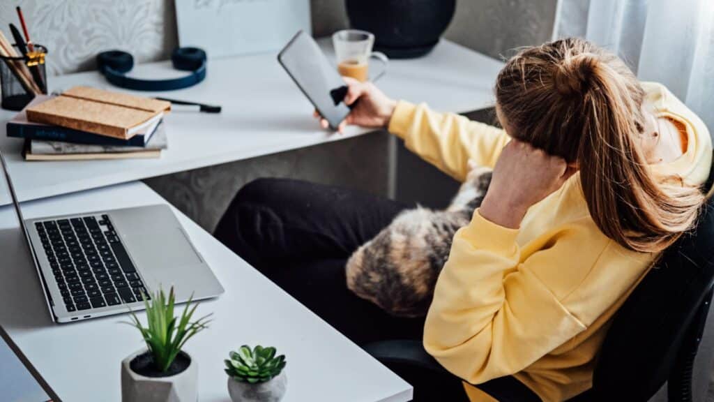 How to Recognize the Signs of Self-Sabotage and What to Do About It